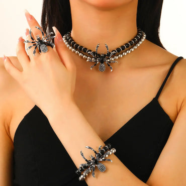 Gothic Dark Spider Necklace Bracelet Ring Set for Women Exaggerated Black Crystal Spider Halloween Accessories Jewelry Set Party