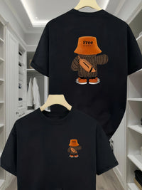 Men's 100% cotton T-shirt with backpack bear pattern casual and comfortable short sleeved round neck suitable for all seasons