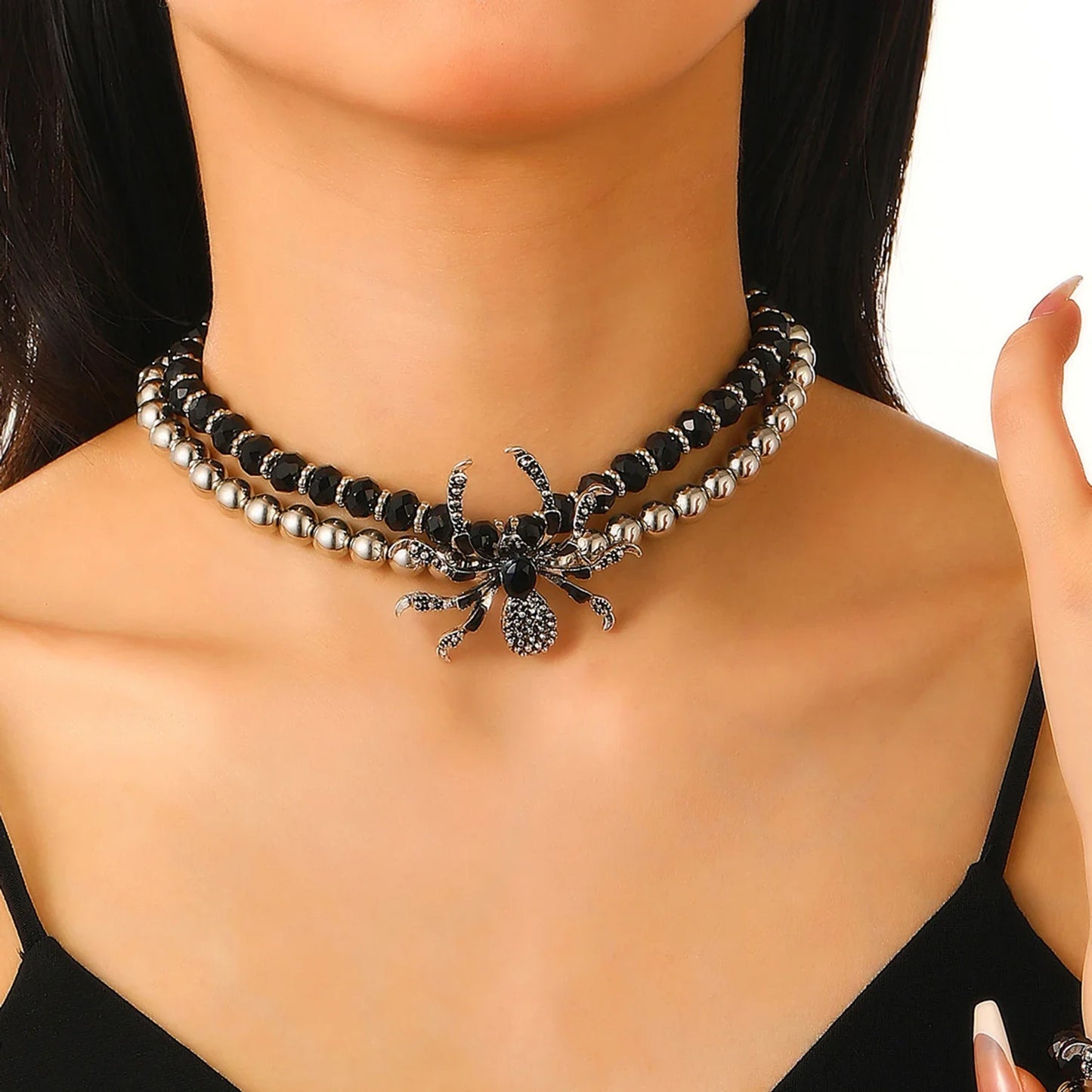 Gothic Dark Spider Necklace Bracelet Ring Set for Women Exaggerated Black Crystal Spider Halloween Accessories Jewelry Set Party
